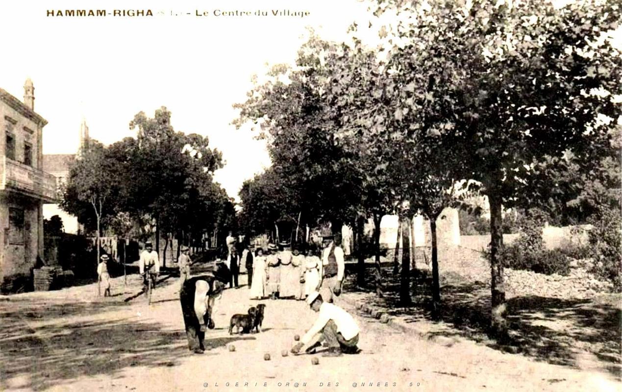 1412- Hammam-Righa - Le centre du village.jpg